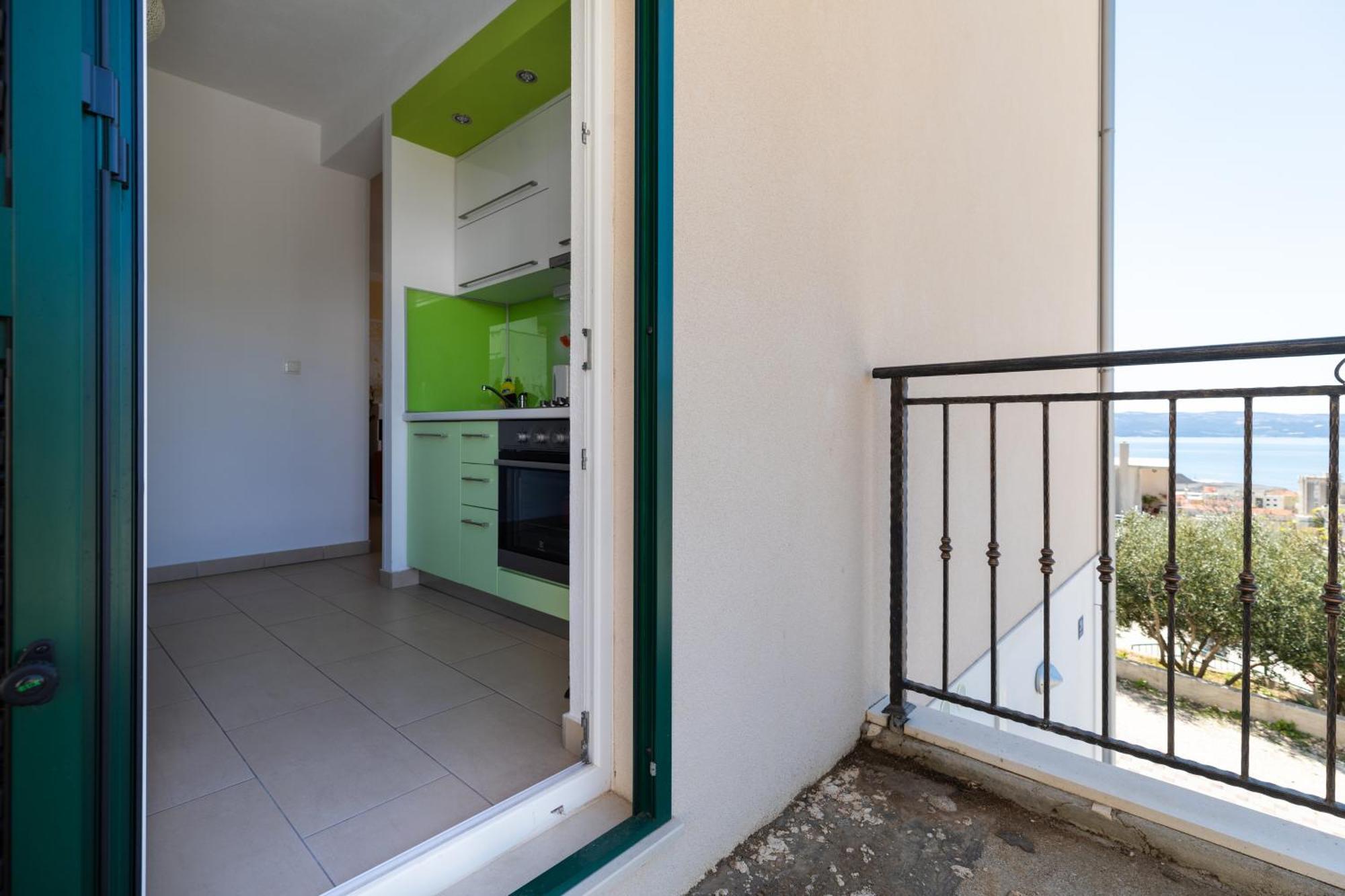 Apartments With A Parking Space Dugi Rat, Omis - 19516 Rom bilde