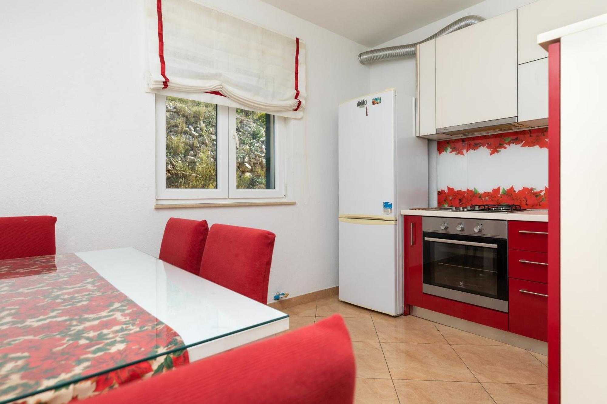 Apartments With A Parking Space Dugi Rat, Omis - 19516 Rom bilde